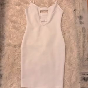 White bodycon dress